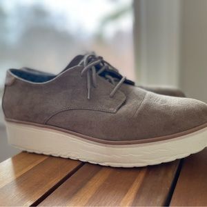 Dr scholl’s thick soled shoes women’s size 10